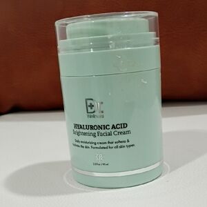 Hyaluronic Acid Brightening Facial Cream - Green